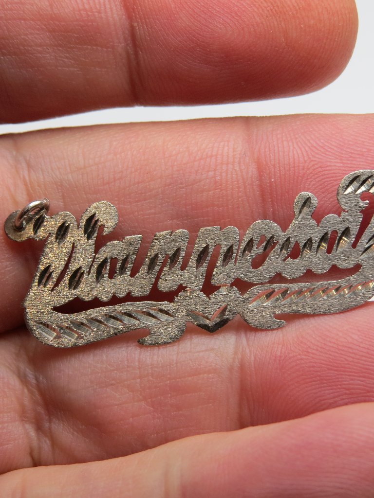 14k Vanessa Nameplate